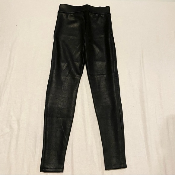 Dynamite Black Faux Leather Leggings Size XS - Picture 10 of 16